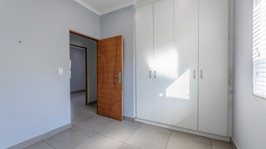 To Let 4 Bedroom Property for Rent in Parklands North Western Cape